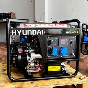 Máy phát điện 2.5kW chạy xăng Hyundai HY3100LE